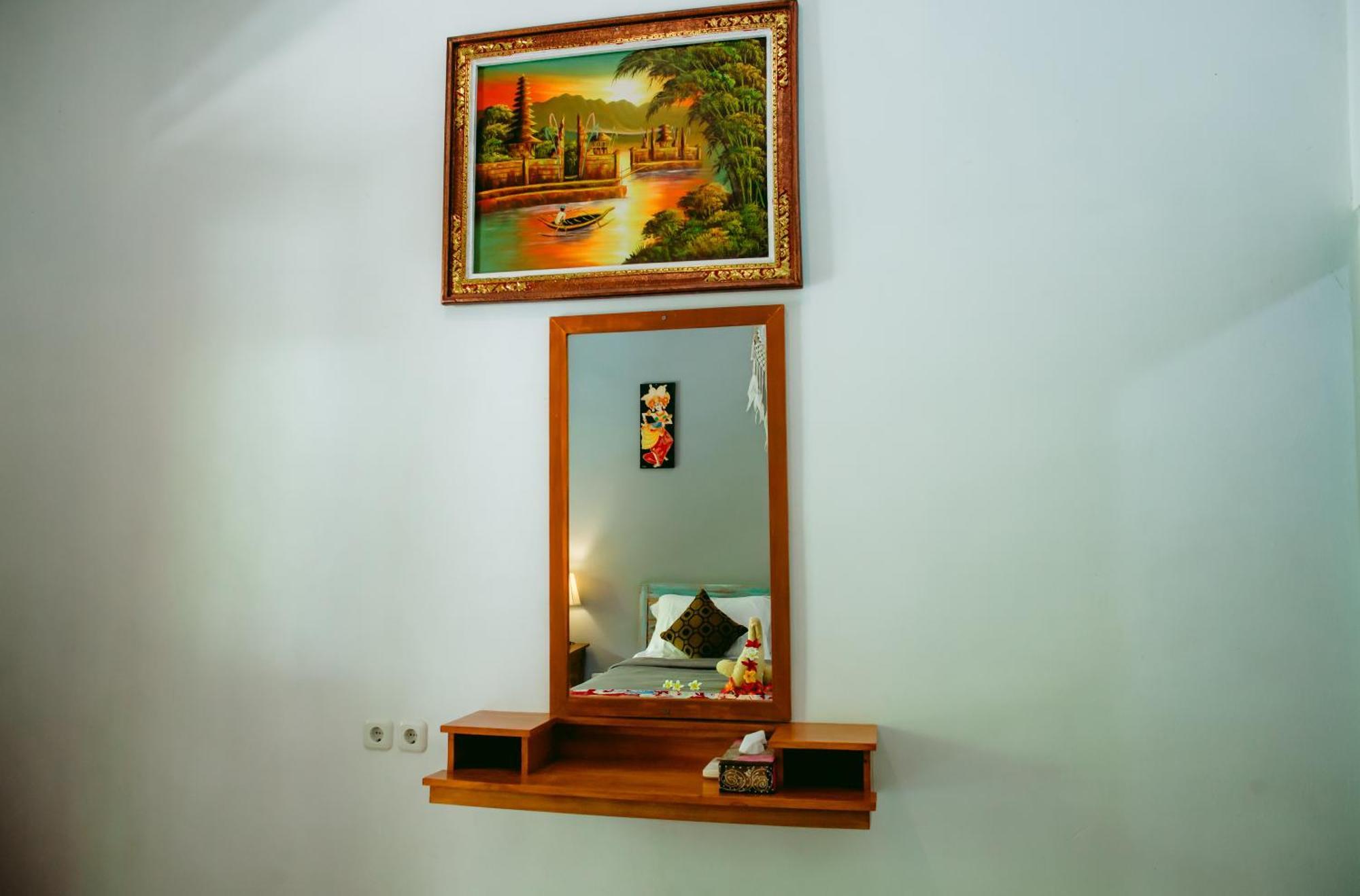 Kinton Guesthouse Batununggul Dış mekan fotoğraf
